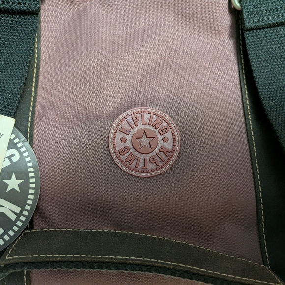 Kipling Raspberry Ulysses - Picture 3 of 12